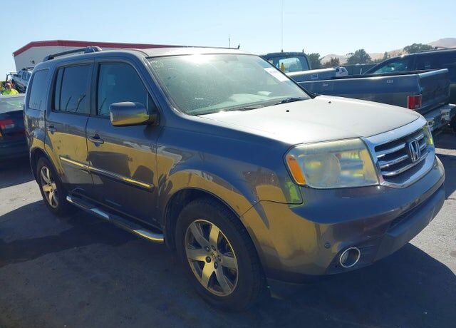 2015 HONDA Pilot