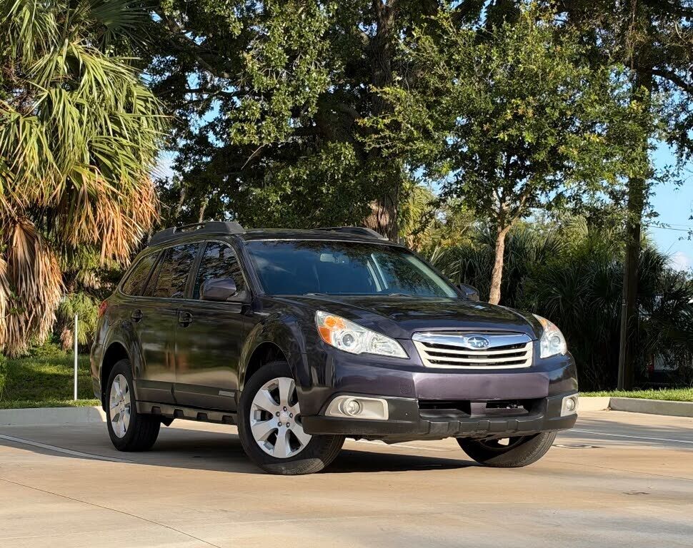 2011 SUBARU Outback