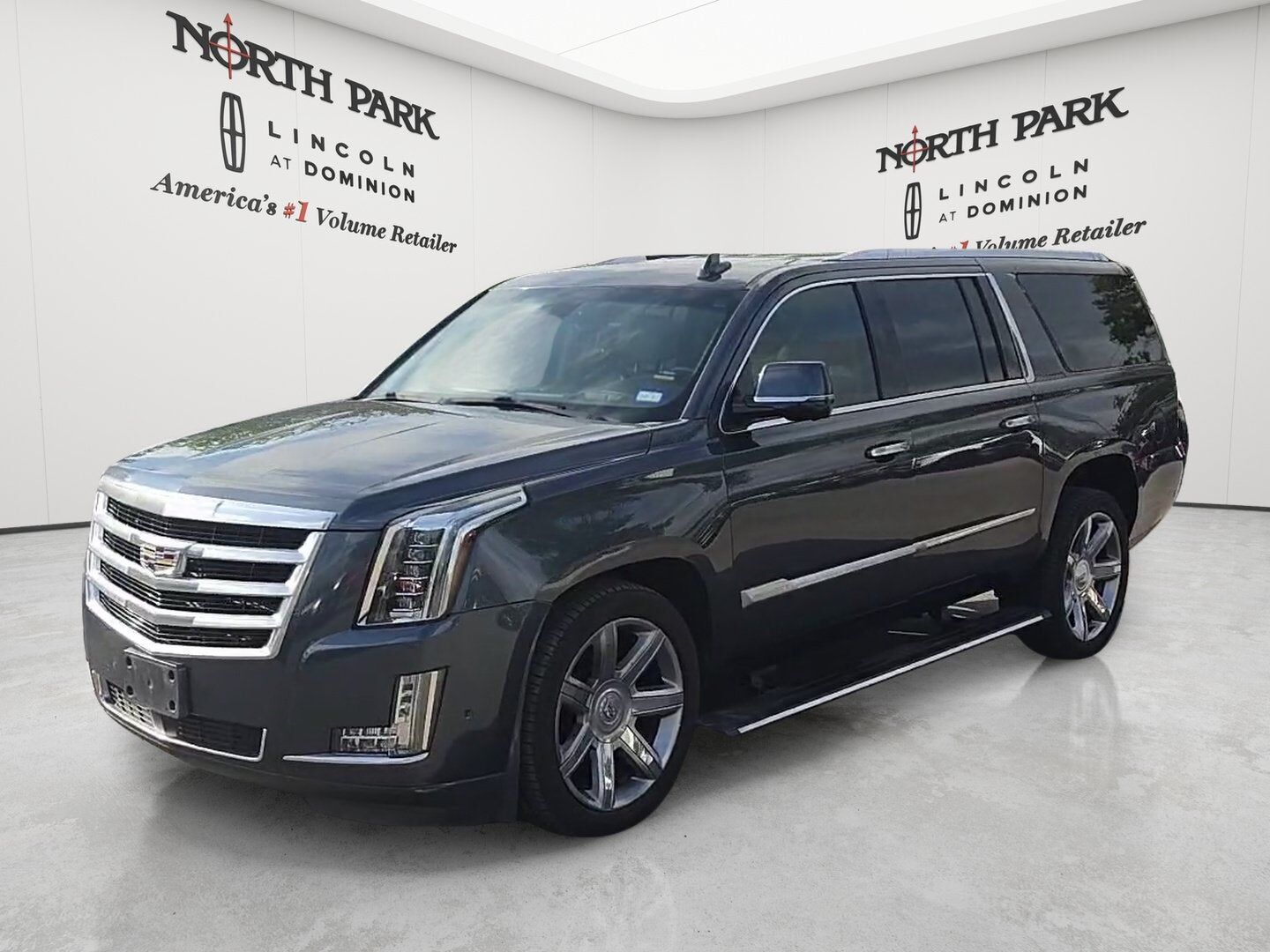 2019 CADILLAC Escalade ESV