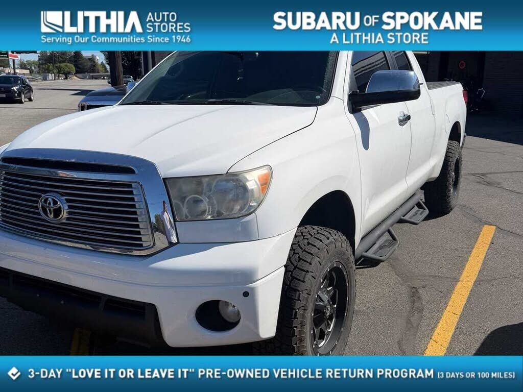 2011 TOYOTA Tundra