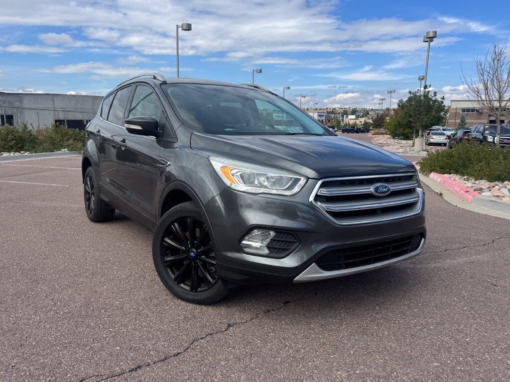 2017 FORD Escape