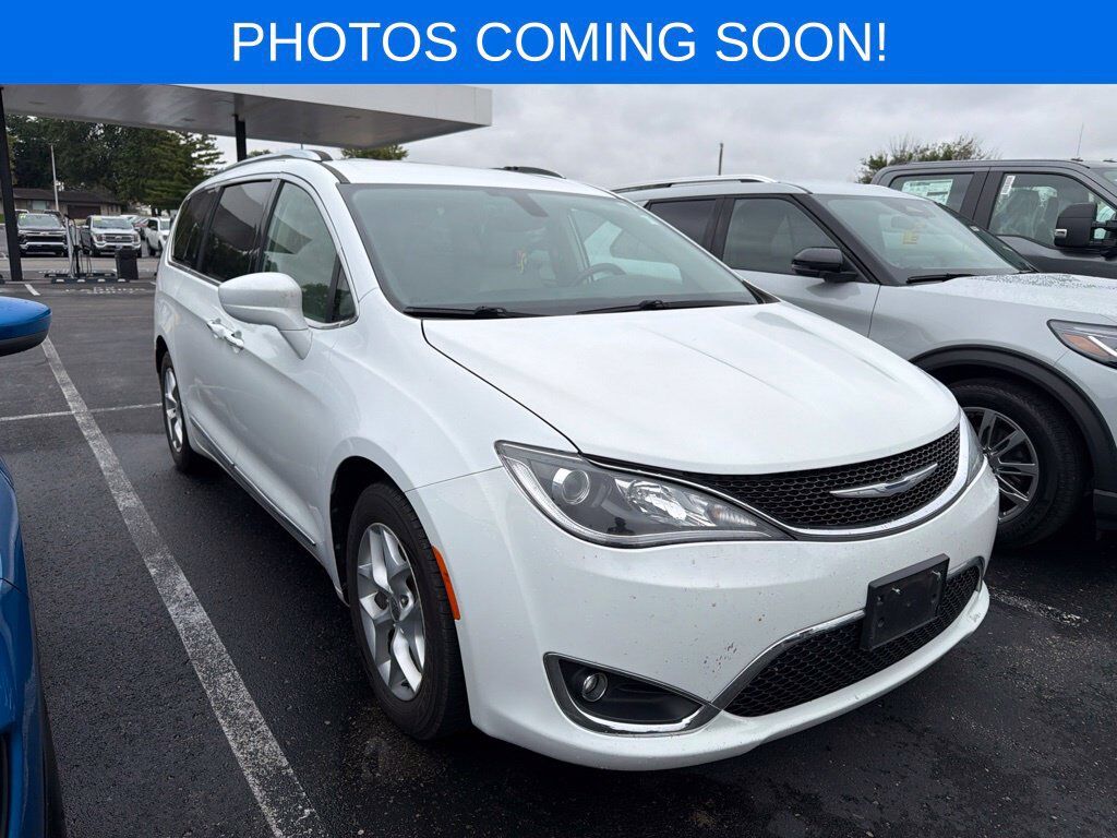 2018 CHRYSLER Pacifica