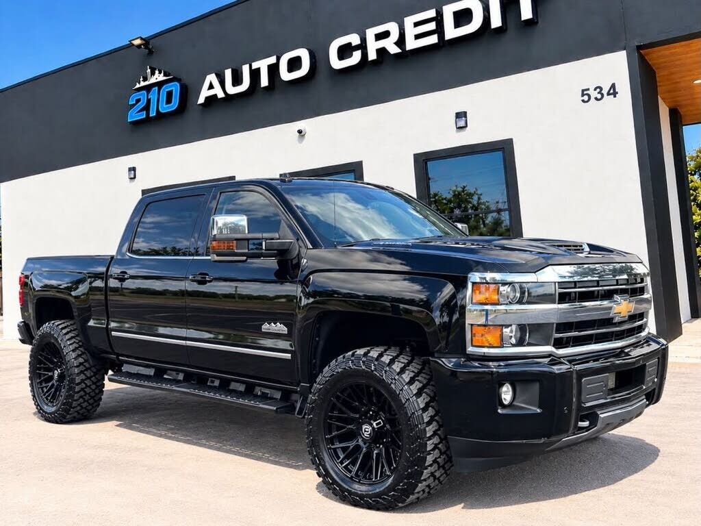 2018 CHEVROLET Silverado