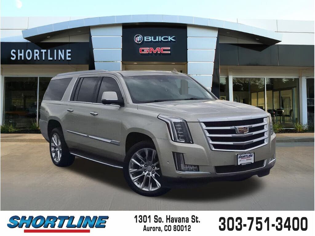 2017 CADILLAC Escalade ESV