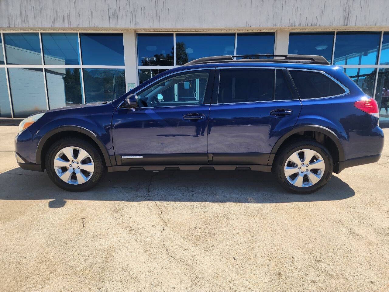 2010 SUBARU Outback