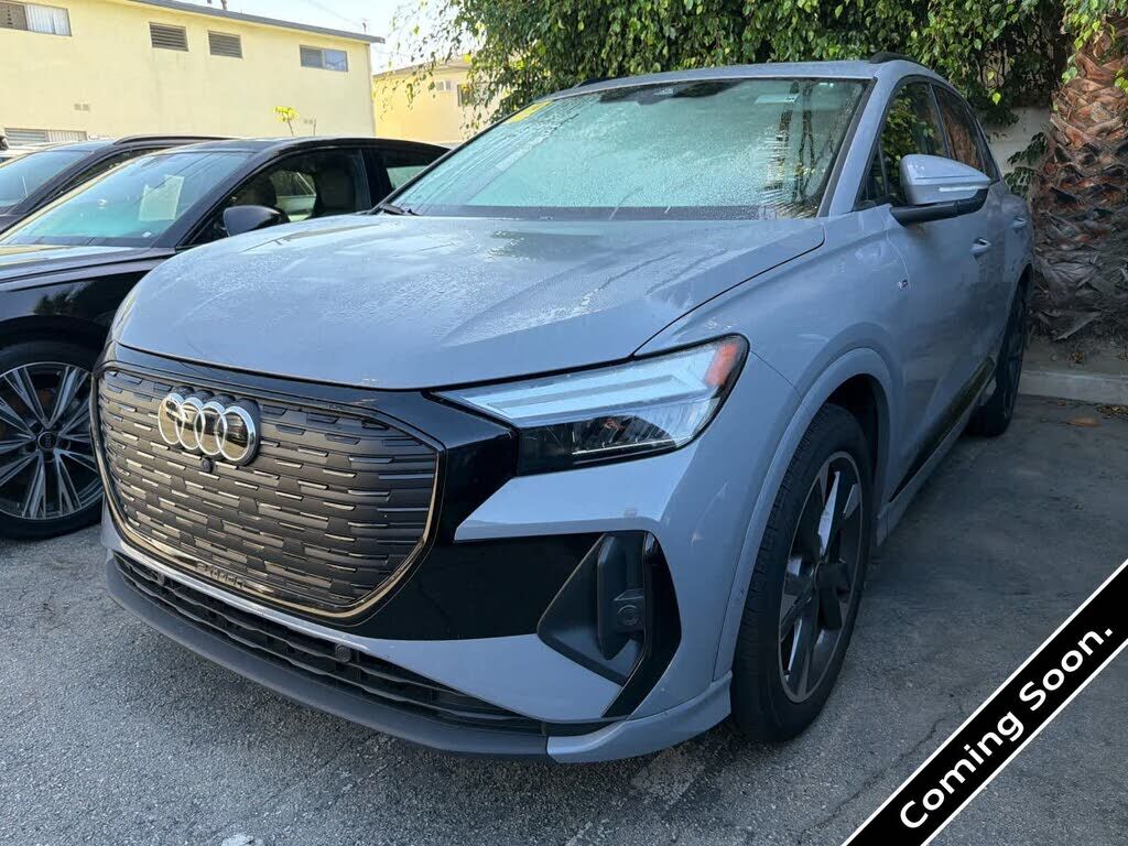2024 AUDI Q4