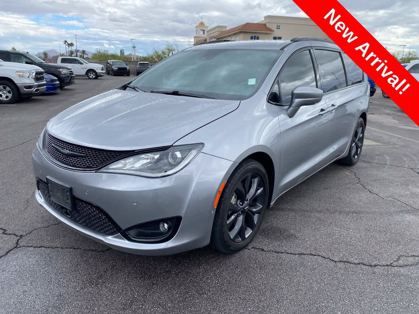 2019 CHRYSLER Pacifica