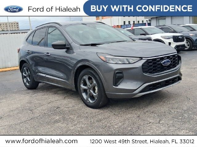 2023 FORD Escape