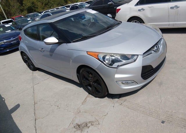 2017 HYUNDAI Veloster