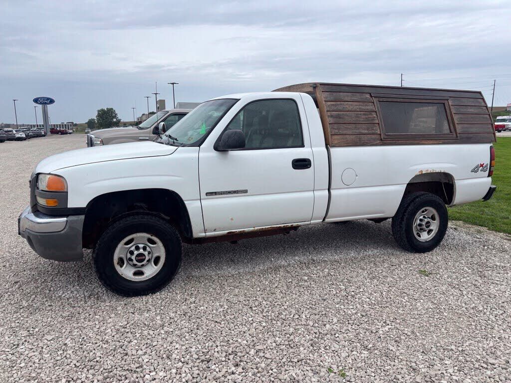 2005 GMC Sierra
