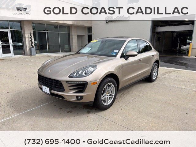 2018 PORSCHE Macan