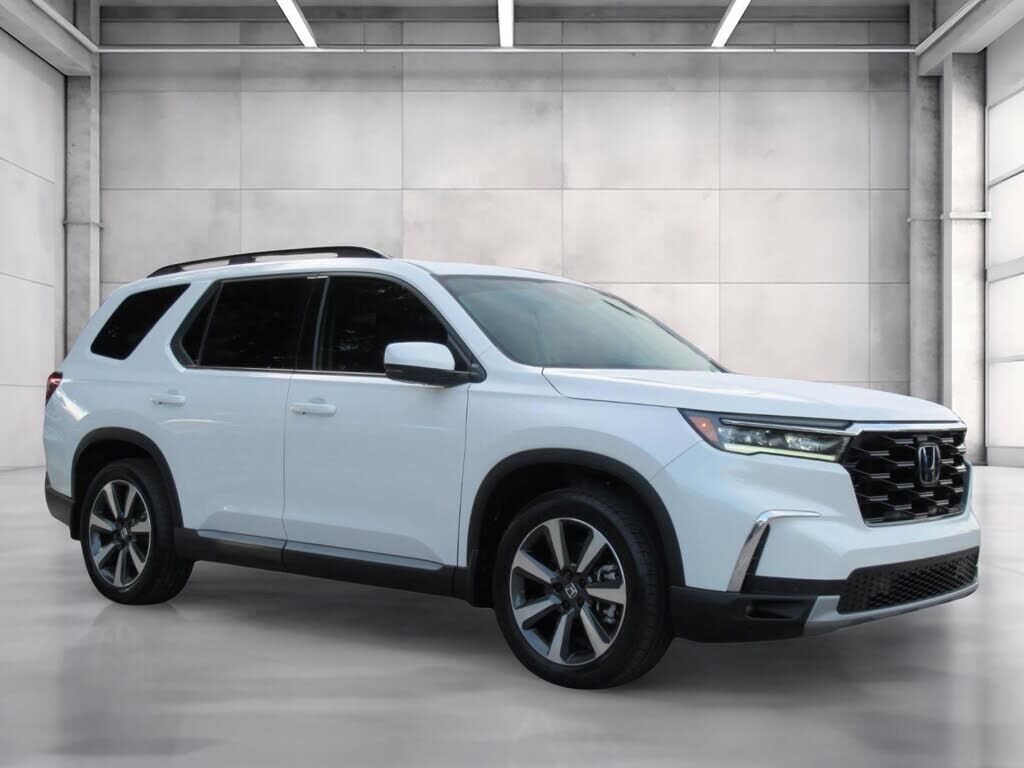 2025 HONDA Pilot