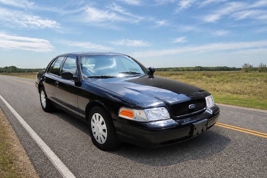 2010 FORD Crown Victoria