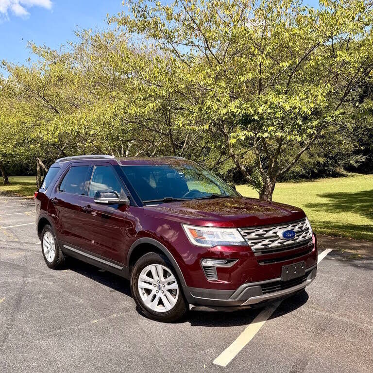 2018 FORD Explorer