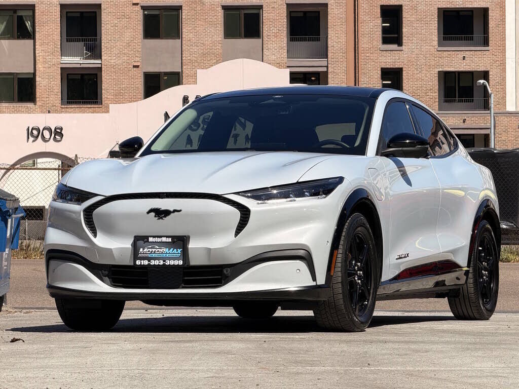 2021 FORD Mach-E