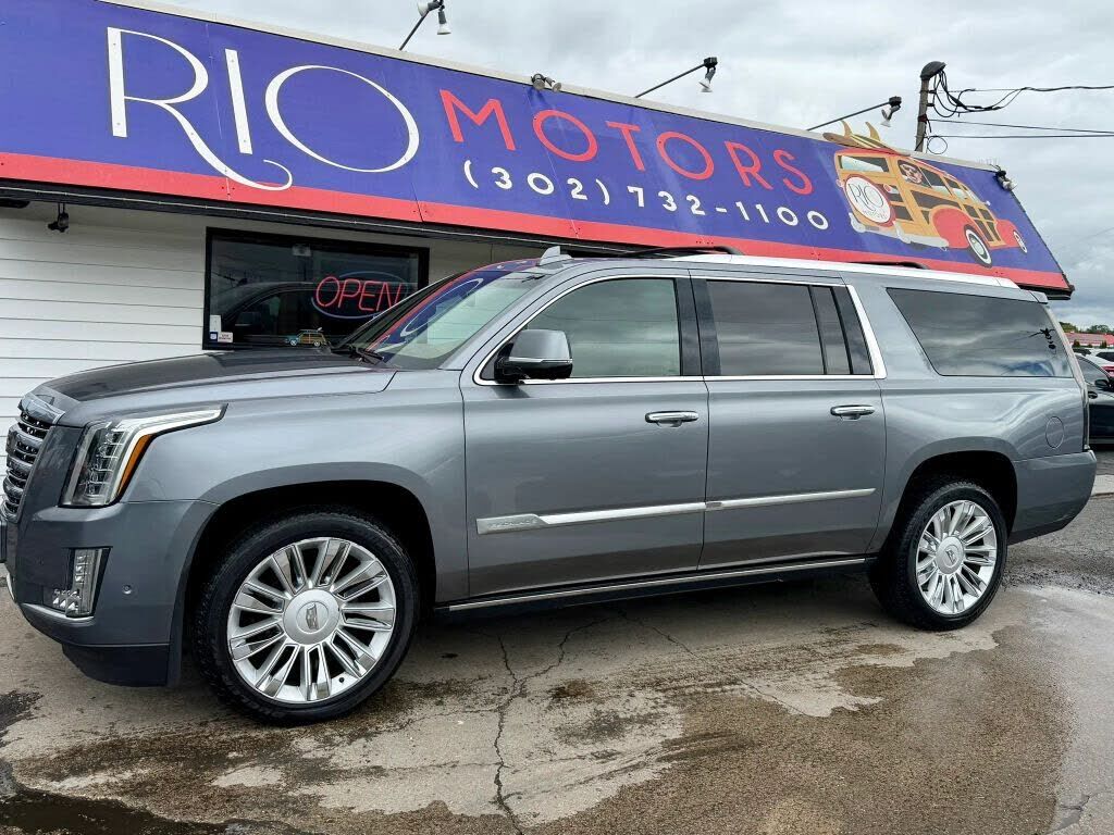 2018 CADILLAC Escalade ESV