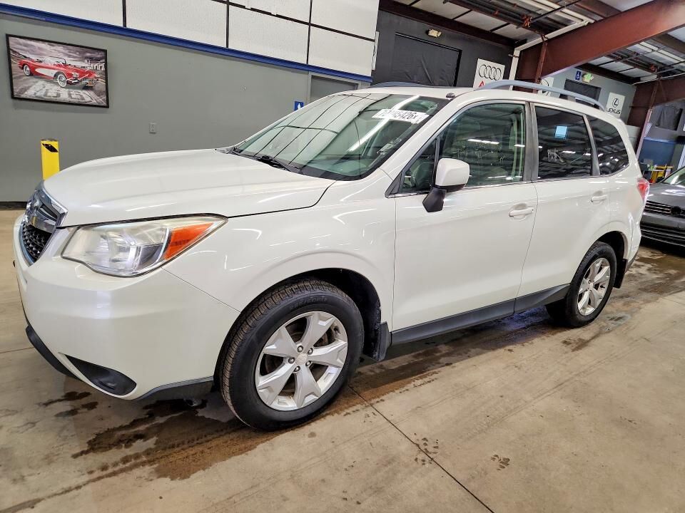 2015 SUBARU Forester