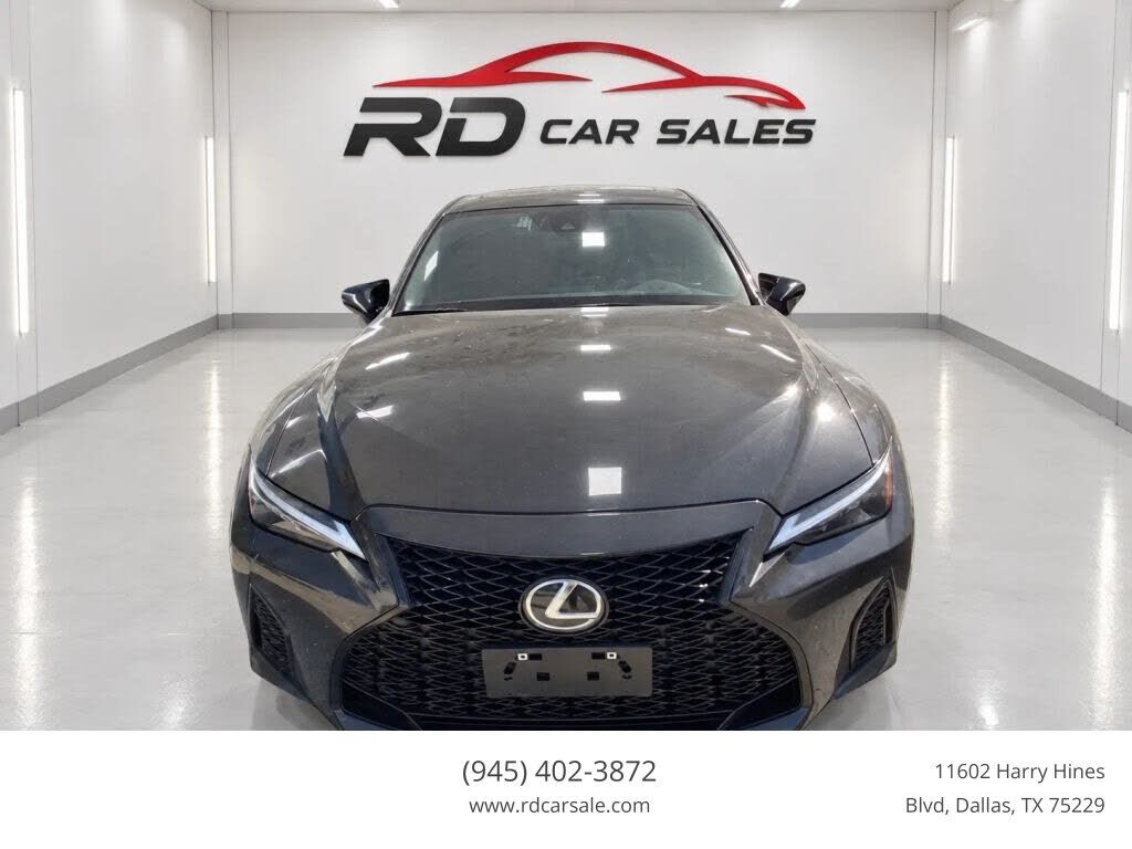 2023 LEXUS IS