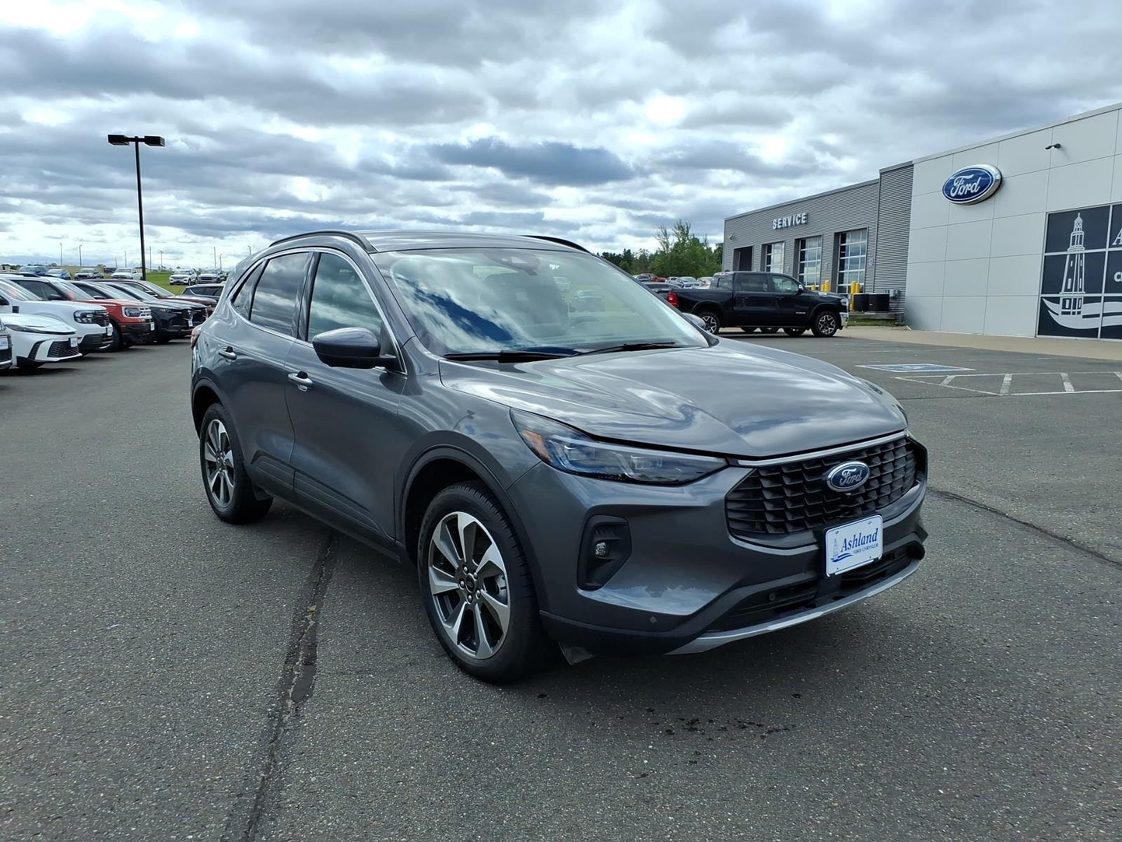 2024 FORD Escape