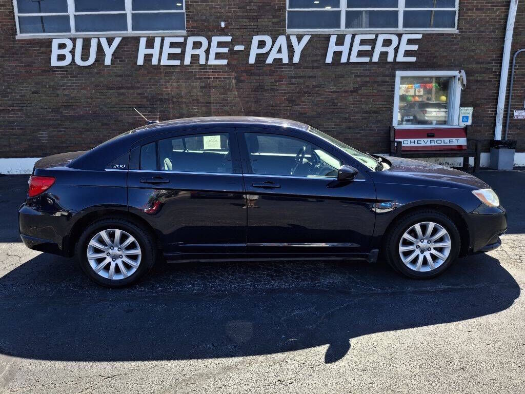 2012 CHRYSLER 200