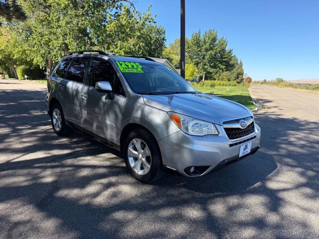 2014 SUBARU Forester