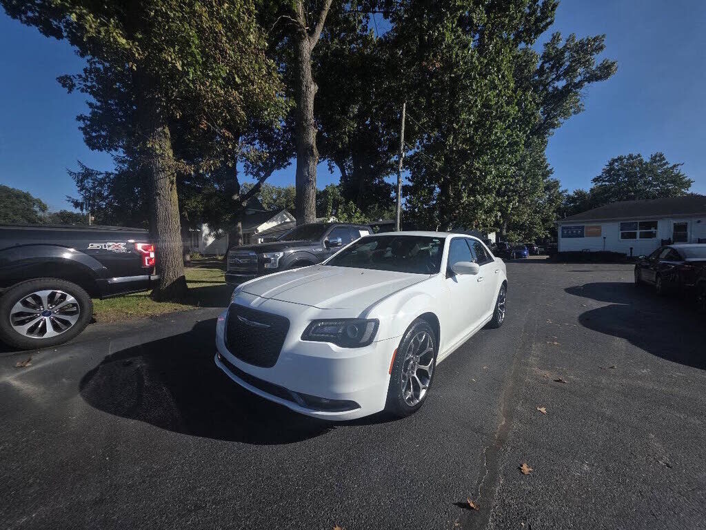 2016 CHRYSLER 300