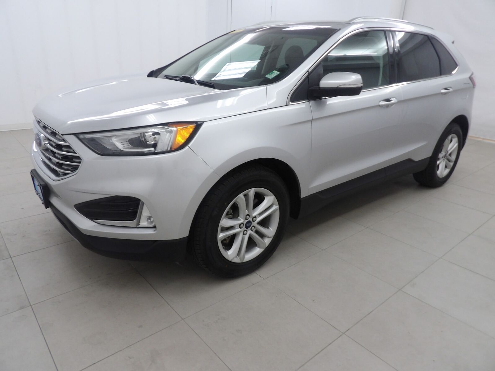 2019 FORD Edge