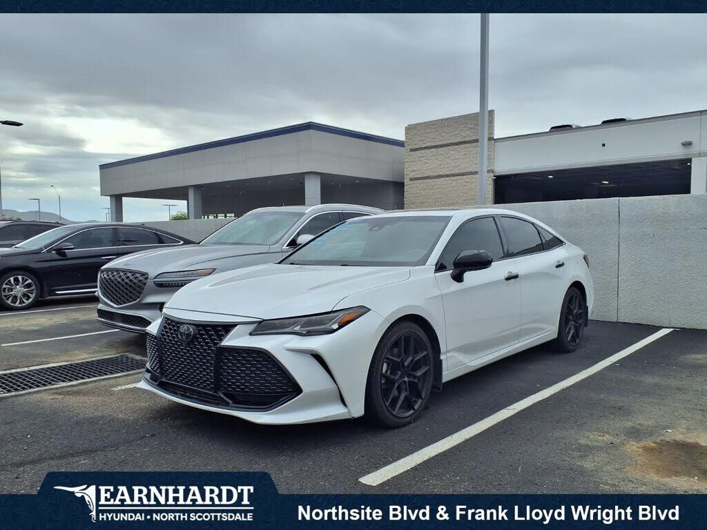 2019 TOYOTA Avalon