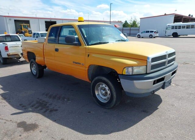 1999 DODGE Ram