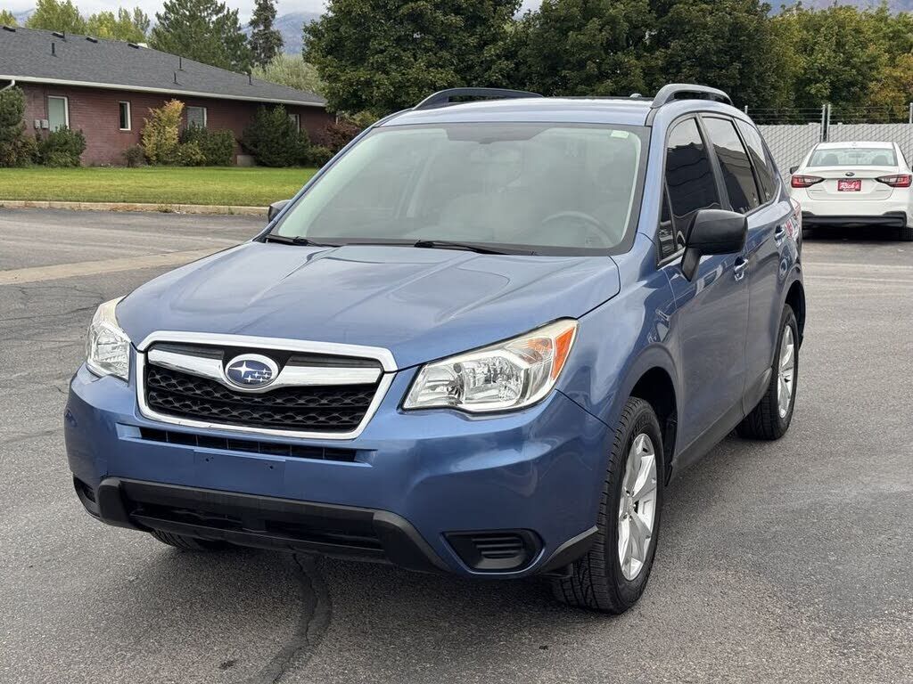 2016 SUBARU Forester