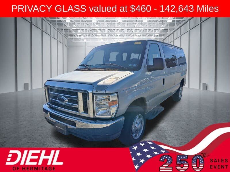 2011 FORD E-350