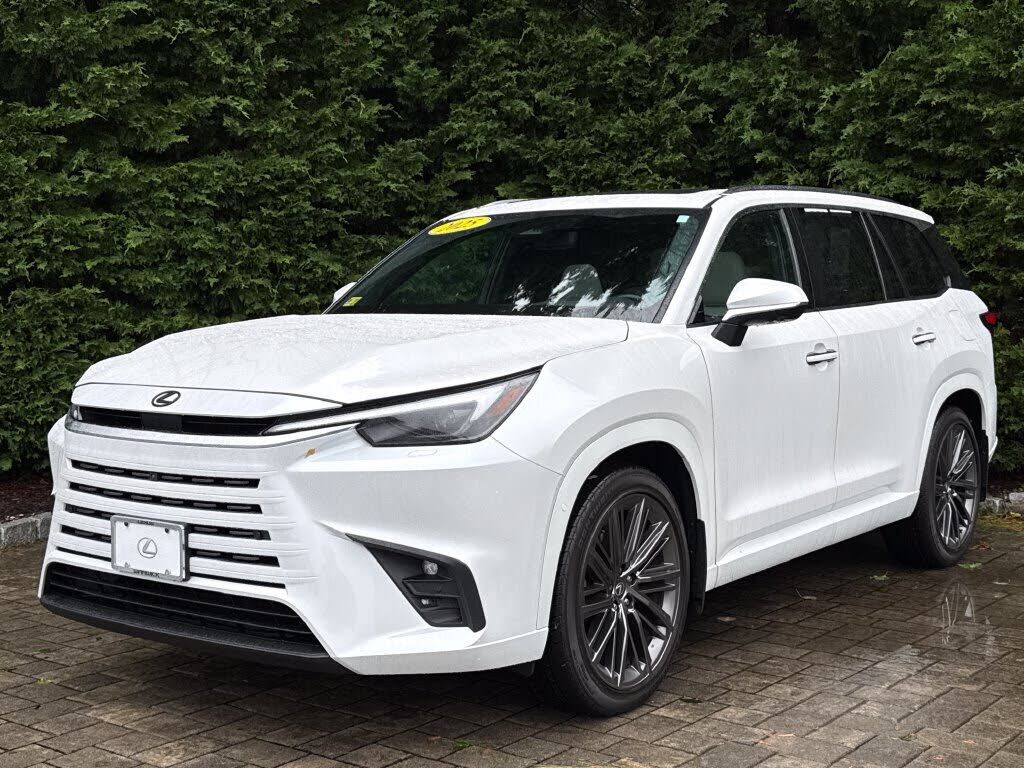 2025 LEXUS TX