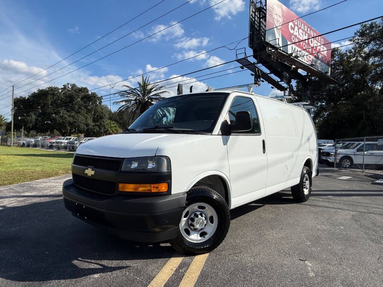 2023 CHEVROLET Express