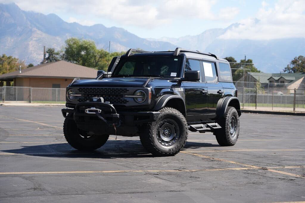 2024 FORD Bronco