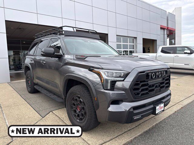 2023 TOYOTA Sequoia