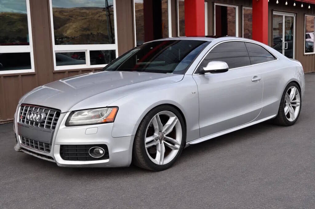 2011 AUDI S5