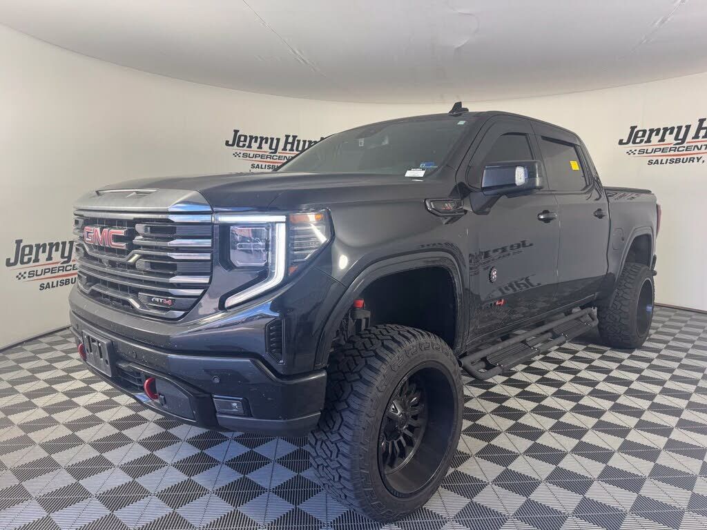 2023 GMC Sierra