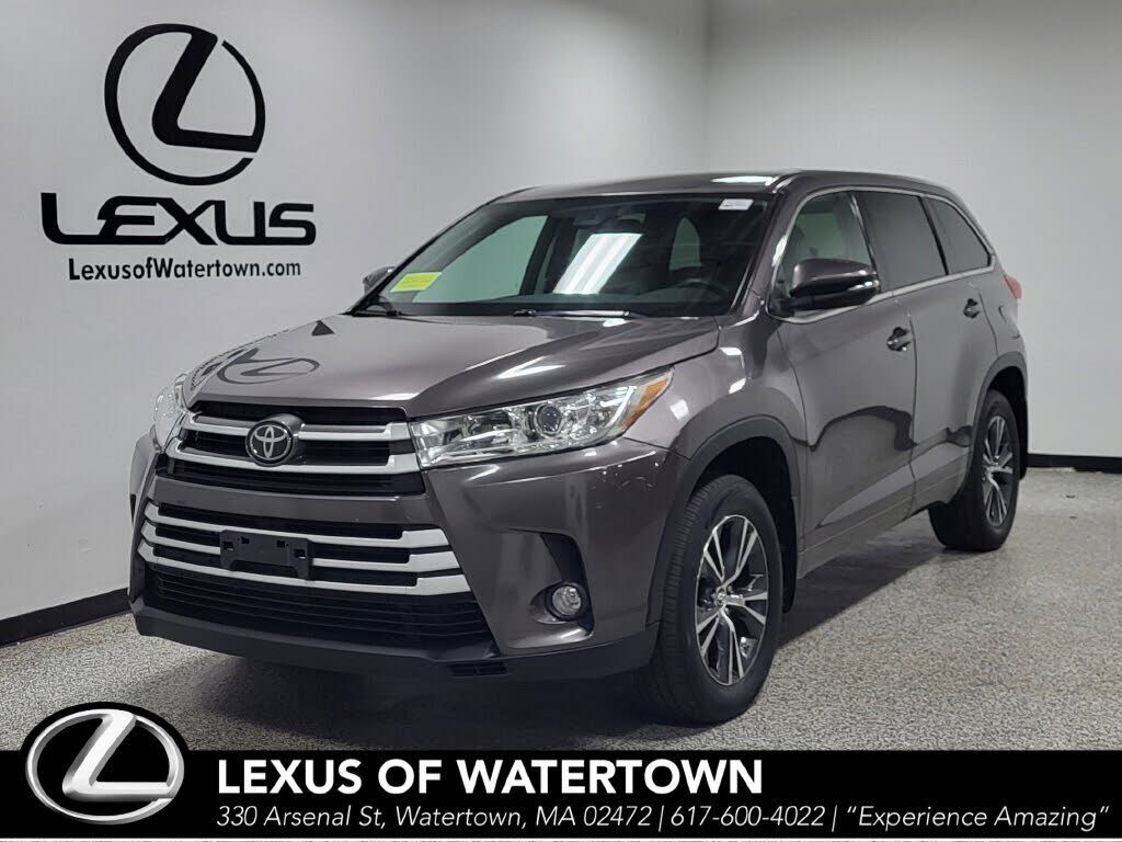2017 TOYOTA Highlander