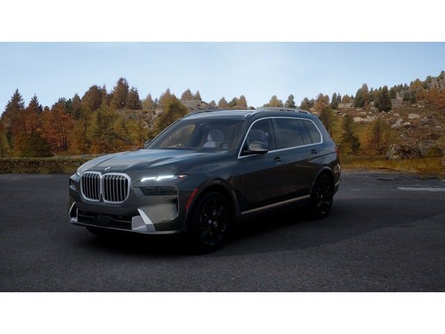 2027 BMW X7