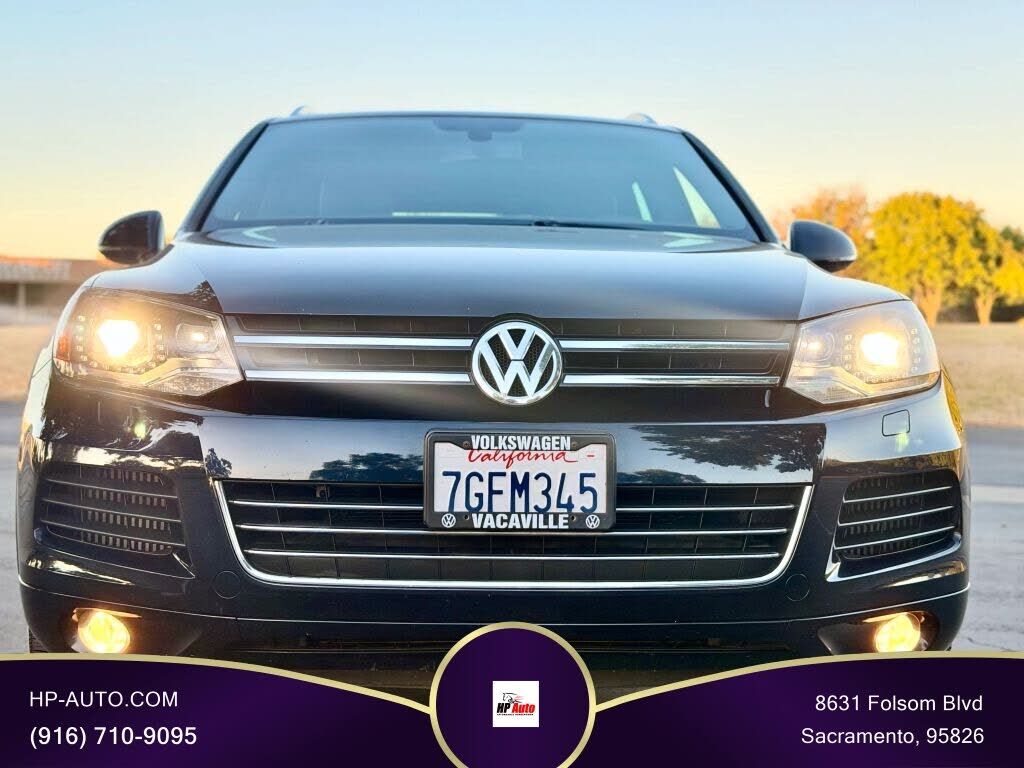 2014 VOLKSWAGEN Touareg