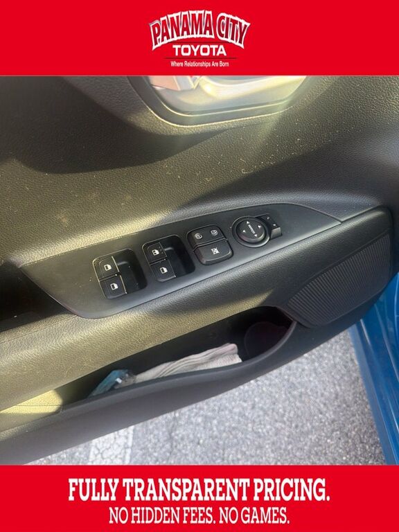 2023 KIA Rio