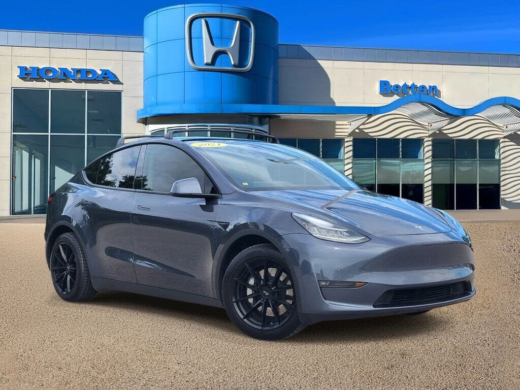 2021 TESLA Model Y