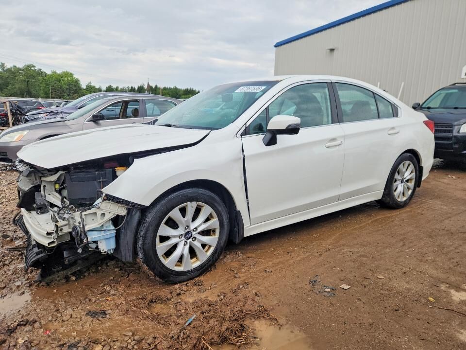 2015 SUBARU Legacy