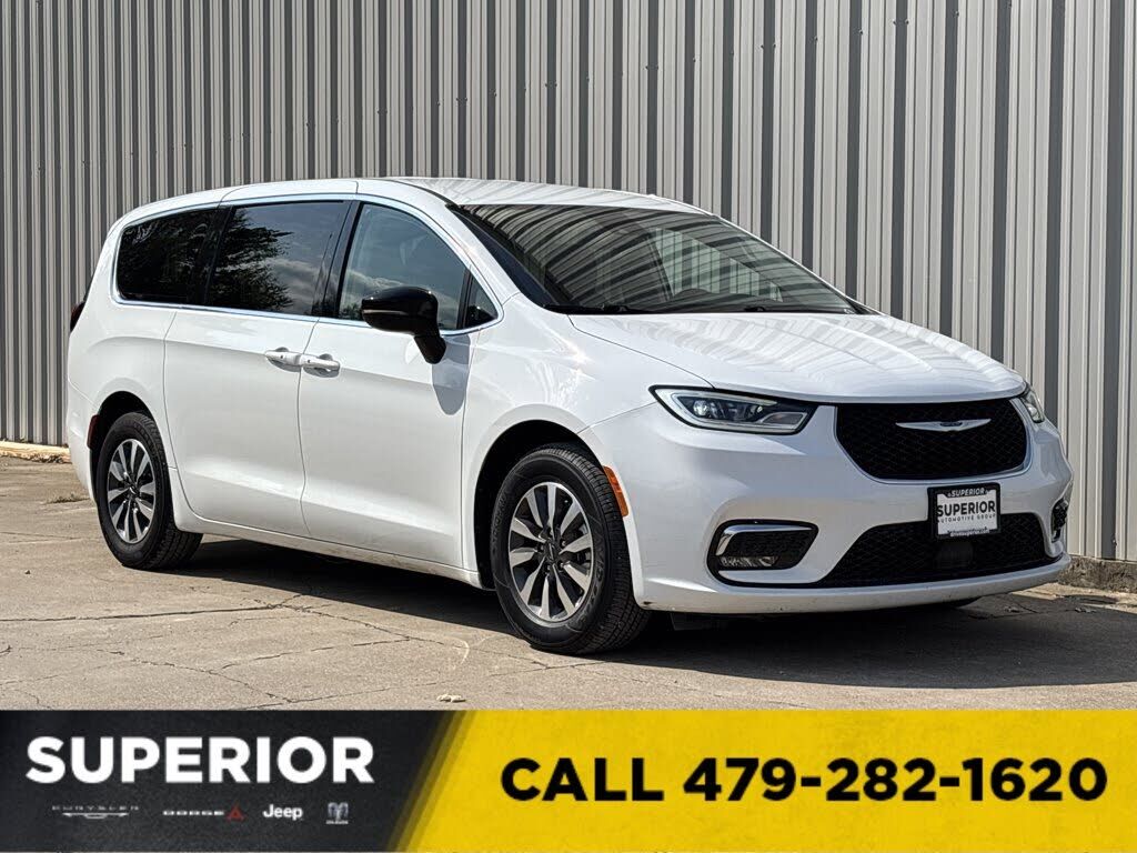 2024 CHRYSLER Pacifica