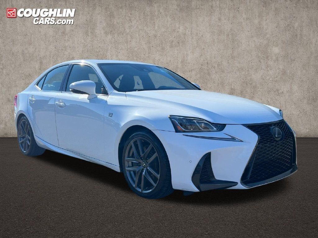 2019 LEXUS IS