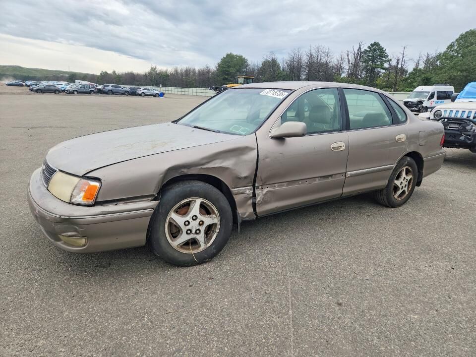 1999 TOYOTA Avalon