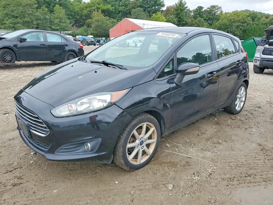2016 FORD Fiesta