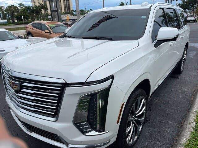 2025 CADILLAC Escalade ESV