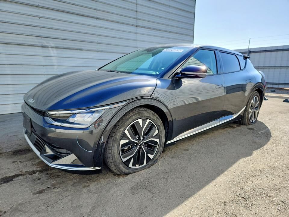 2023 KIA EV6