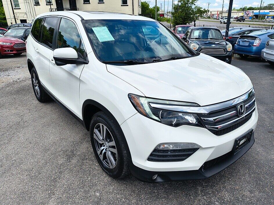 2017 HONDA Pilot
